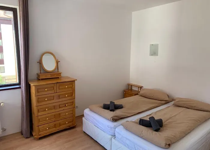 Flora Clover One Bedroom Nr. 18 *